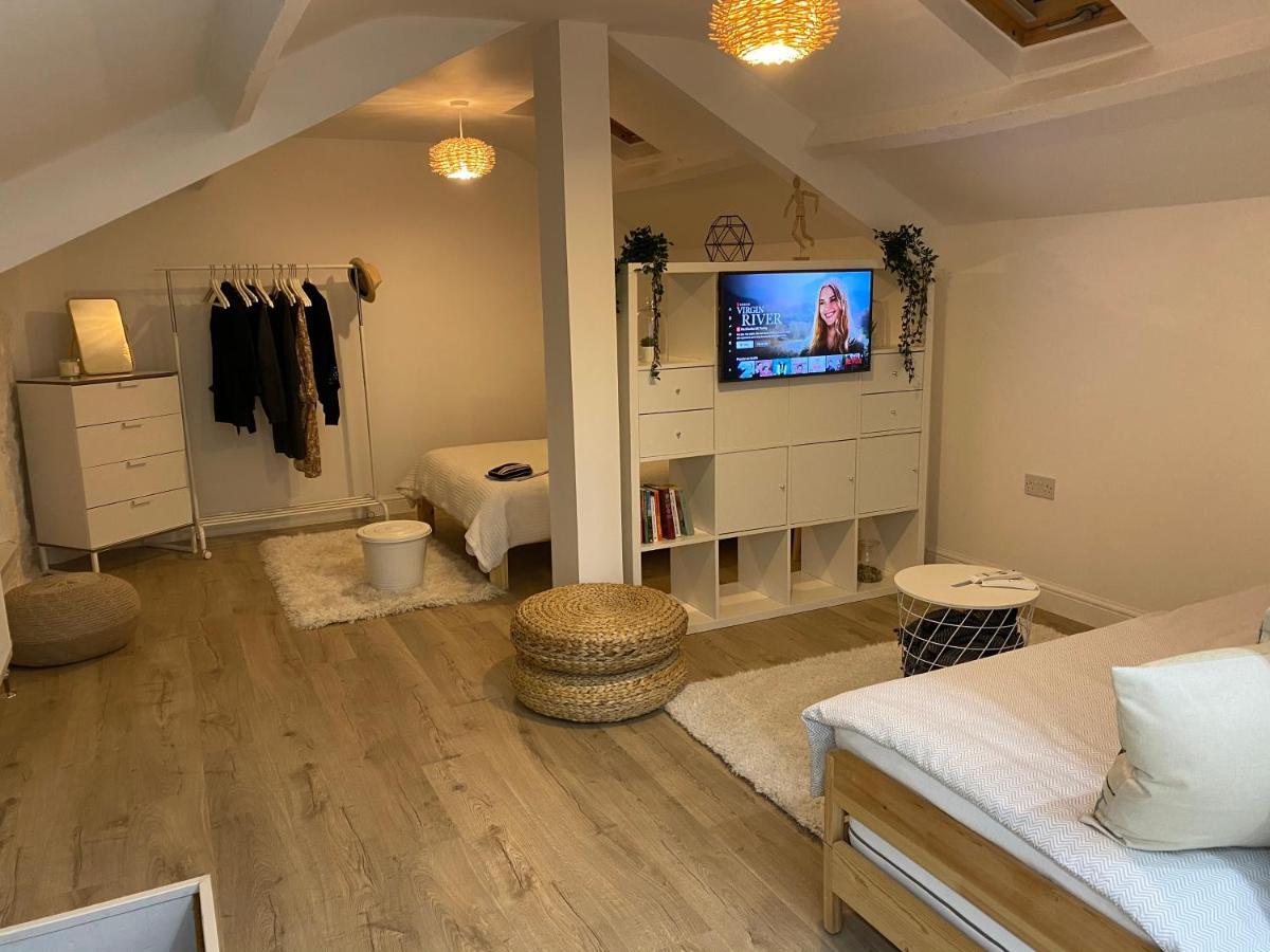 Craven Lodge Guesthouse ポート・タルボット エクステリア 写真